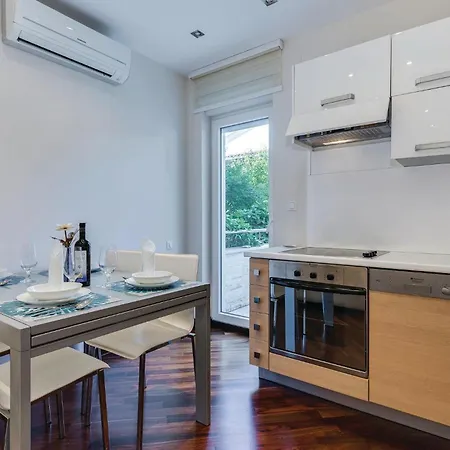 Gorgeous In 아파트 *