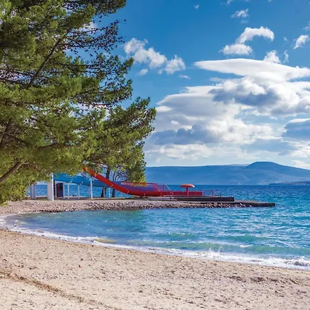 Gorgeous In 크리크베니카